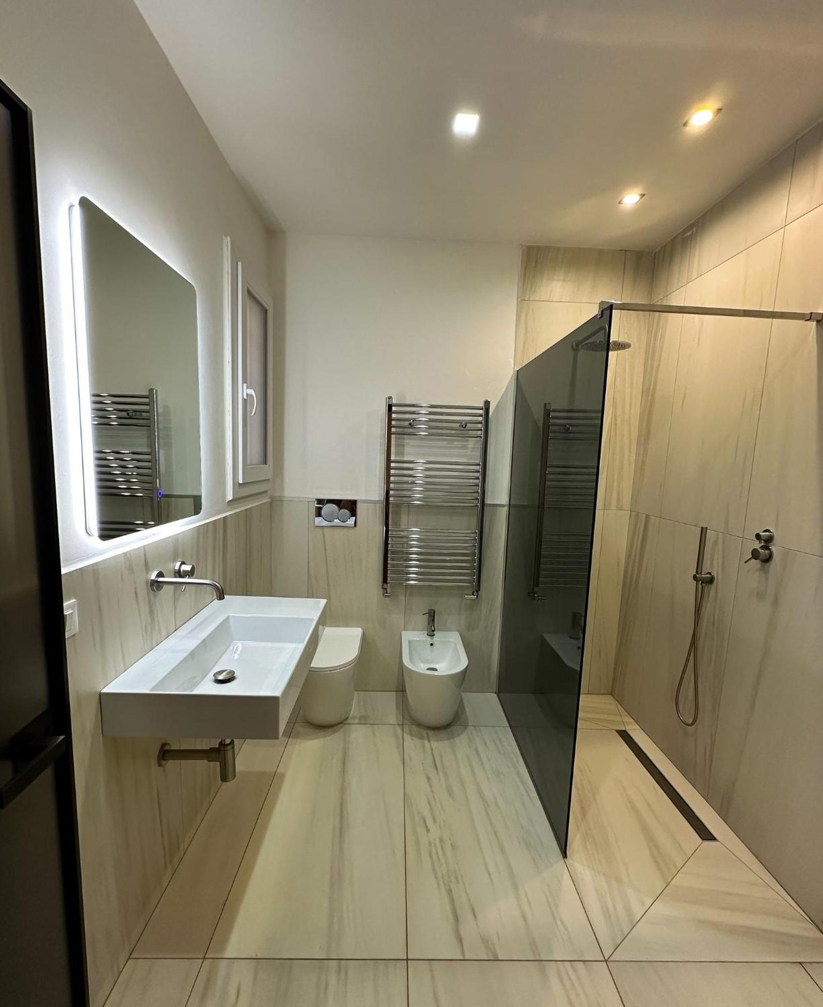 Whouse Large Suite Apartment Indipendenza Bolonia Exterior foto
